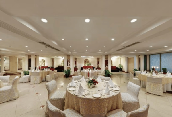 Hotel Samrat - Image 2