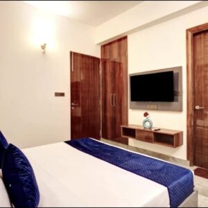 Hotel Elite Grand - Add Gate No 3, CH 01, Near, C Block, Sector 71, Noida, Uttar Pradesh
