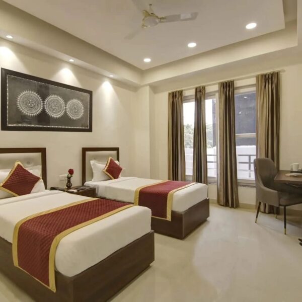 Hotel LA mirage Suite  H 19 Sector 70 Noida 201301 - Image 16