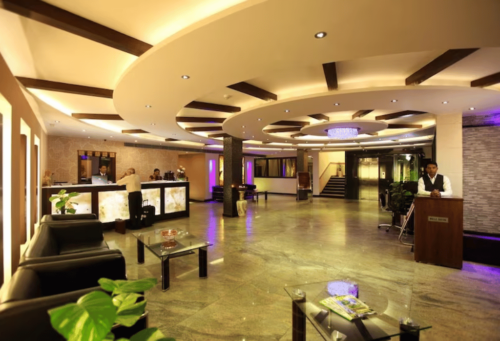 Hotel Le season - Image 5